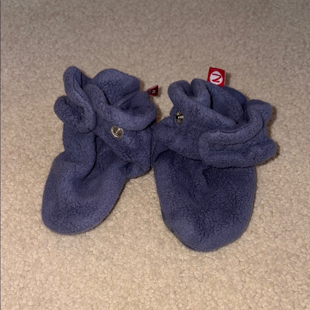 Zutano Cozie Fleece Gripper Baby Bootie - Denim Navy
